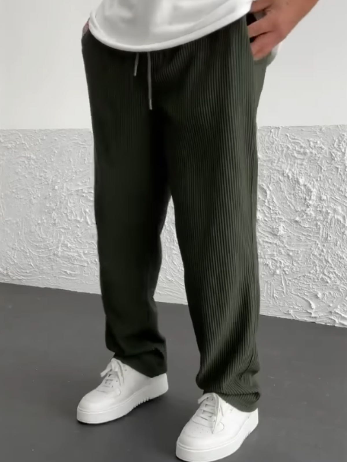 Geribde broek met rechte pijpen