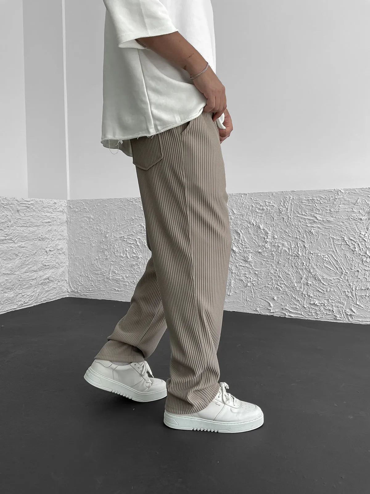 Geribde broek met rechte pijpen