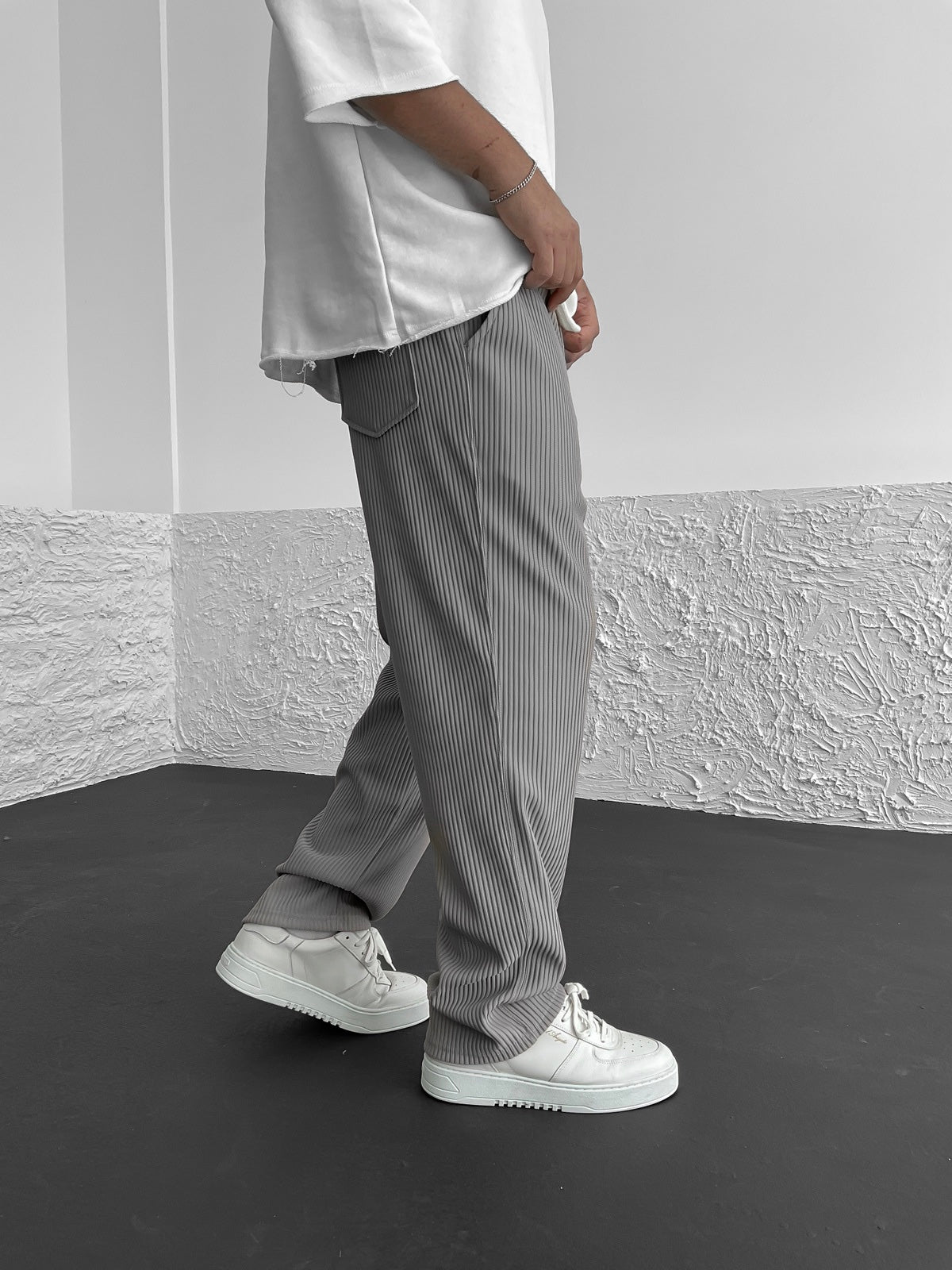 Geribde broek met rechte pijpen